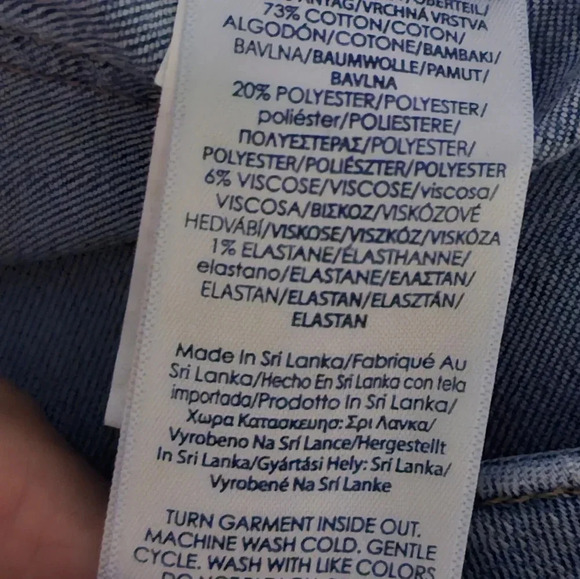 Chaps Denim Leaf Print Capris. Madden capri - Picture 13 of 14